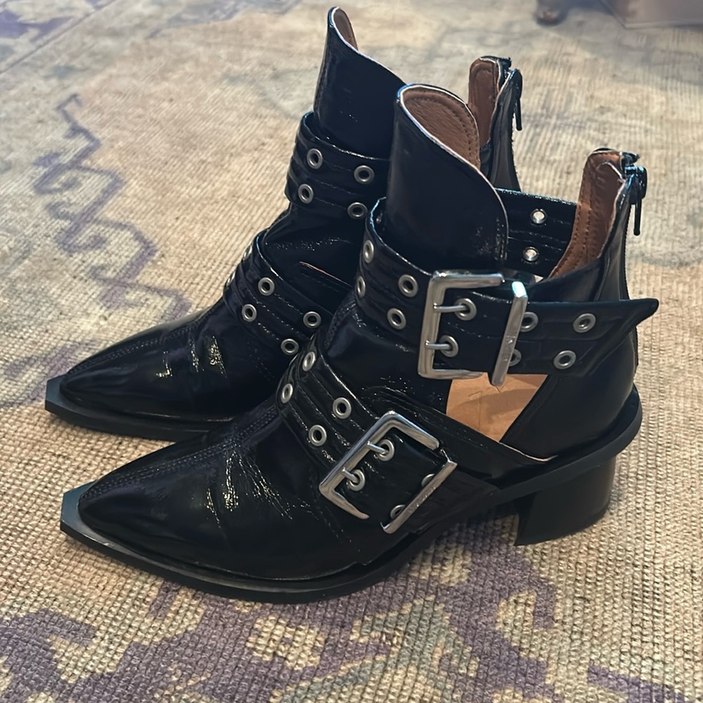 Ganni black boots 38 EUC